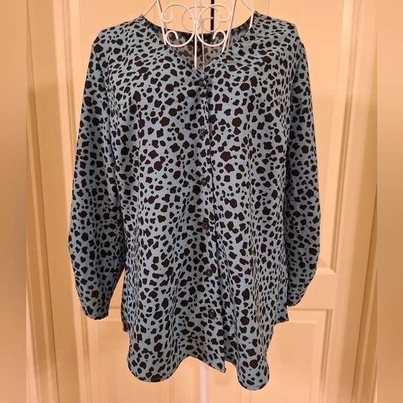 I.N. Studio Tops - I.N. Studio V-Neck 3/4 Sleeve Button-Down Blouse Animal Print Blue Teal